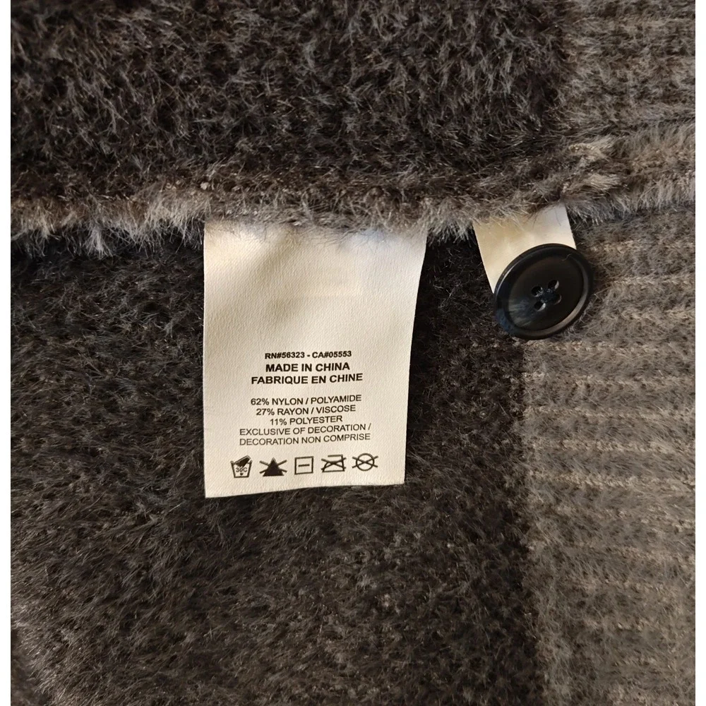 Jordan‎ Cardigan Men SM Gray Black Ombre Fuzzy Knit Button Front V-Neck Sweater